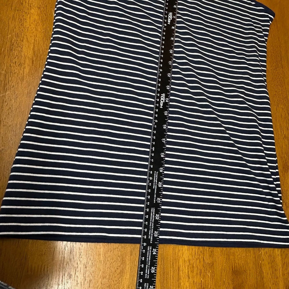 Duluth Trading Co L Womens‎ No-Yank Tank Navy Blue Striped Sleeveless Top NWT - Picture 6 of 6